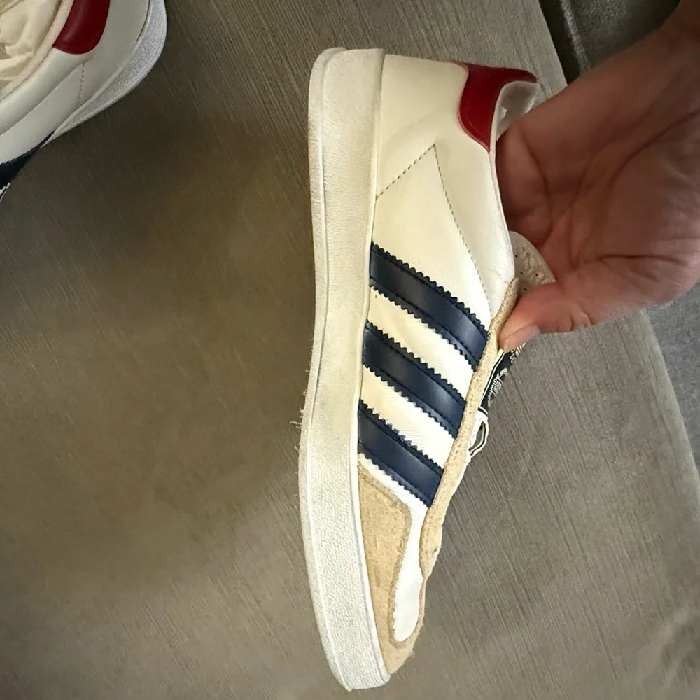 Gucci / Adidas Cream and Navy Classic Sneakers - Picture 7 of 12
